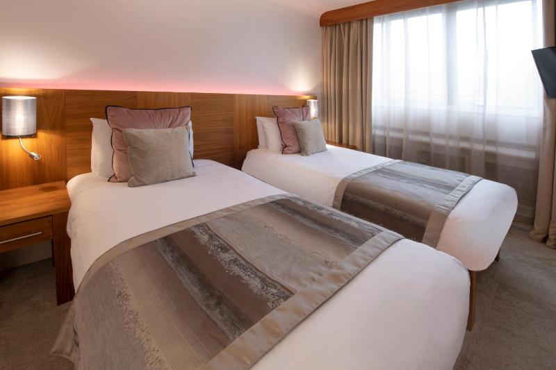 Superior Double or Twin Room image 2