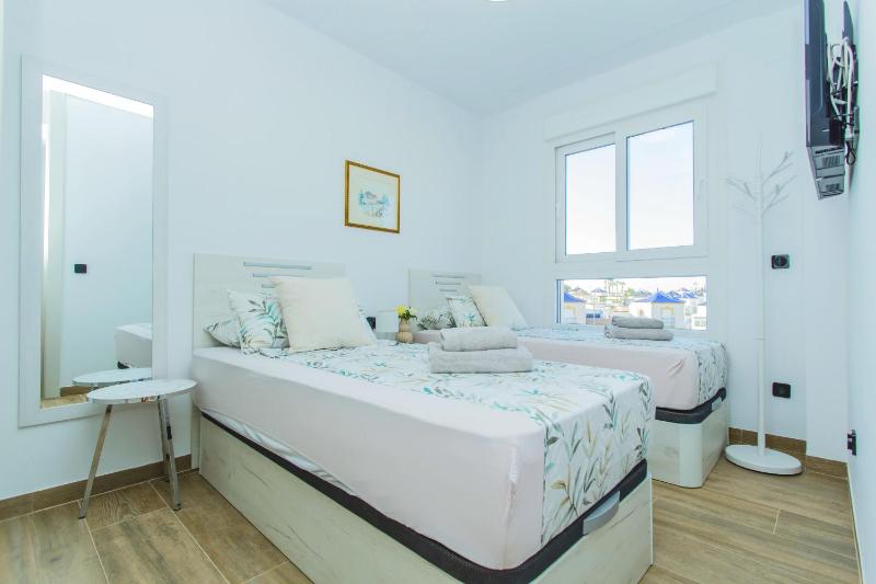 209 Luxury Residential Bali - Alicante Holiday - image 2