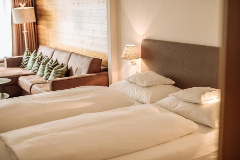 Junior Suite image 3