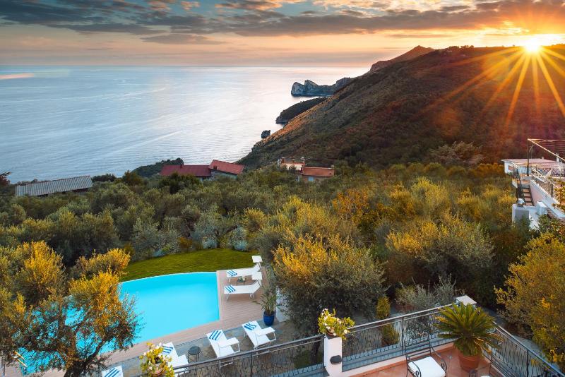 Villa Chez Piè Panoramic Views Pool and Guest Services - image 5