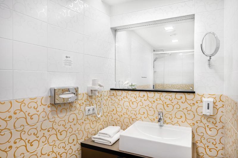 Standard Single Room image 4