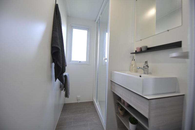 Mobile Home image 4