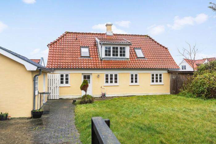 Apartment - Split Level image 1