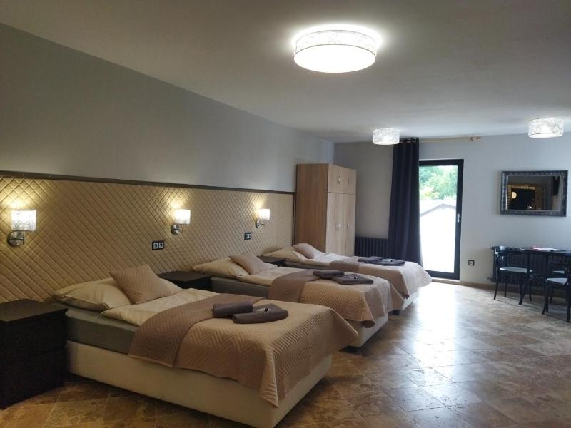 Comfort Triple Room image 1