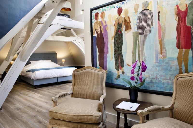 Suite image 2