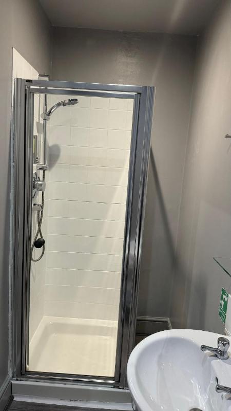 Standard Suite image 2