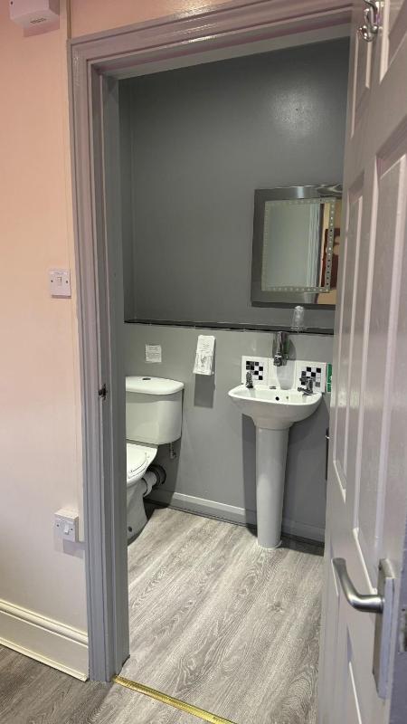 Double Room image 2