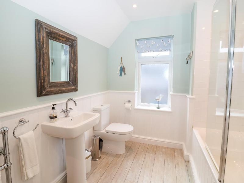 Holmleigh Aldeburgh - image 3