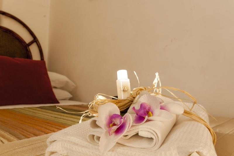 Single Room image 3