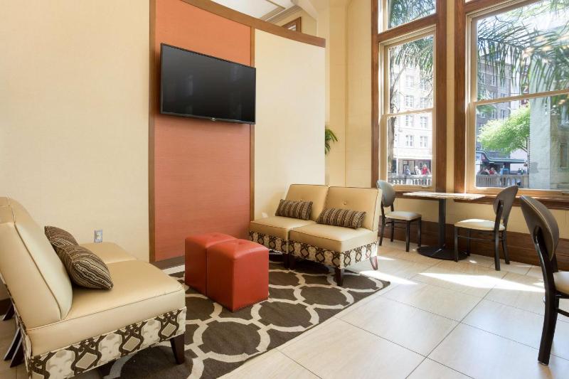 Drury Inn & Suites San Antonio Riverwalk - image 25