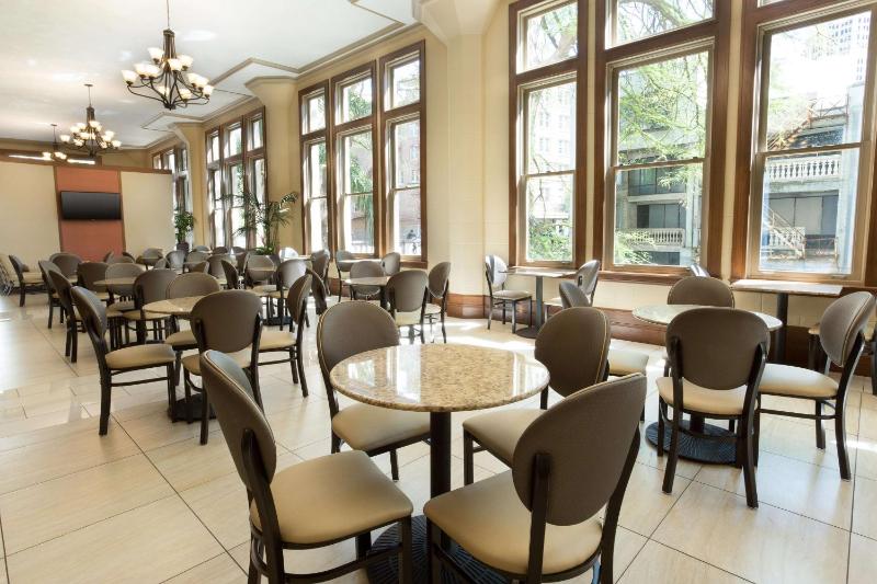 Drury Inn & Suites San Antonio Riverwalk - image 15