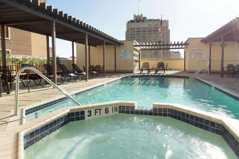 Drury Inn & Suites San Antonio Riverwalk - image 19