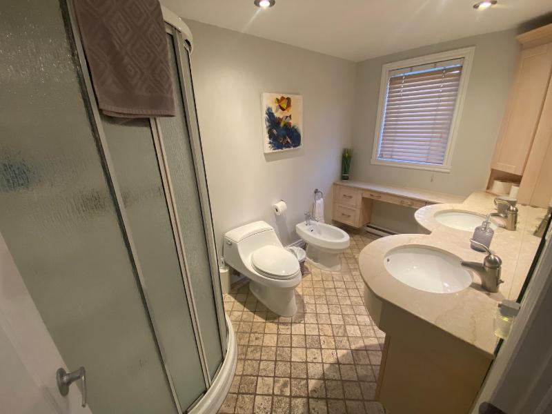 ApartHotelMontreal by Les Terrasses Saint Urbain 2225I2 - image 7