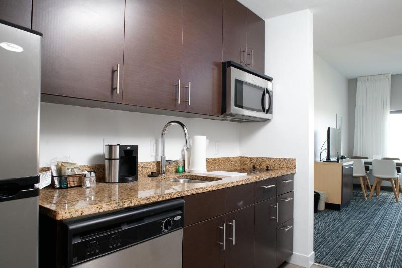 TownePlace Suites by Marriott Savannah Airport - image 13