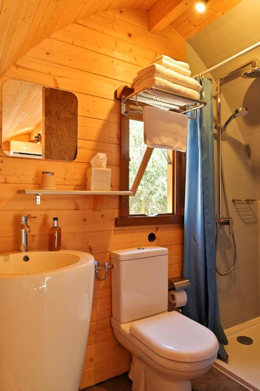 Chalet image 2