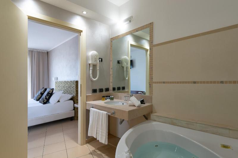 Family Suite image 3