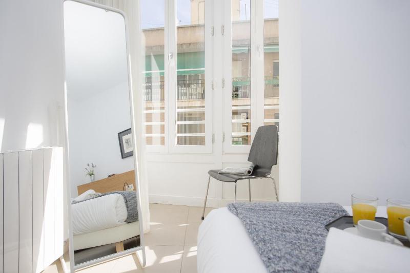 SingularStays Mar44 - image 11