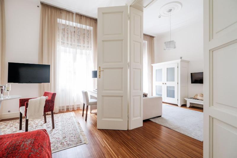 Suite image 3