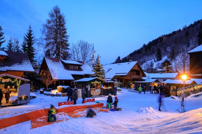 Three-Bedroom Chalet with Terrace image 2