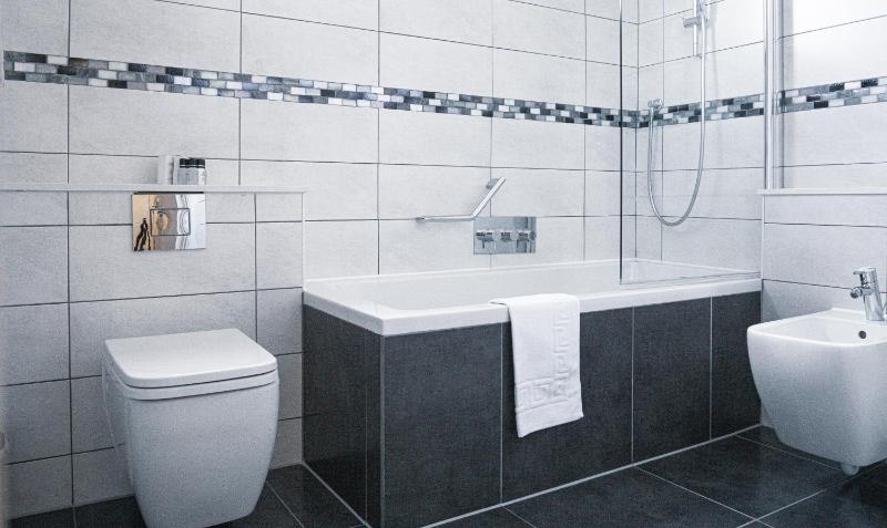 Executive Double or Twin Room image 4