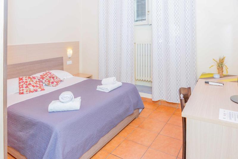 Double Room with Private External Bathroom image 3
