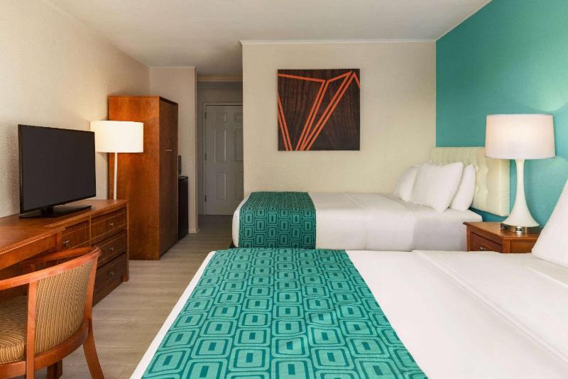 Howard Johnson by Wyndham Ocean City Oceanfront - image 48