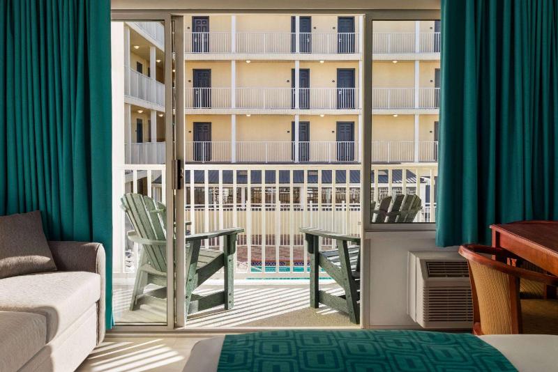 Howard Johnson by Wyndham Ocean City Oceanfront - image 6