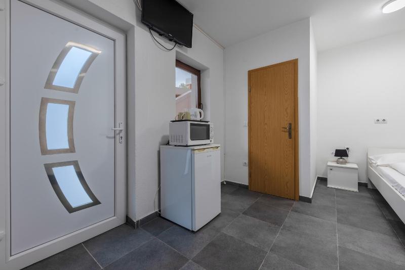 Standard Room with Pool View image 1