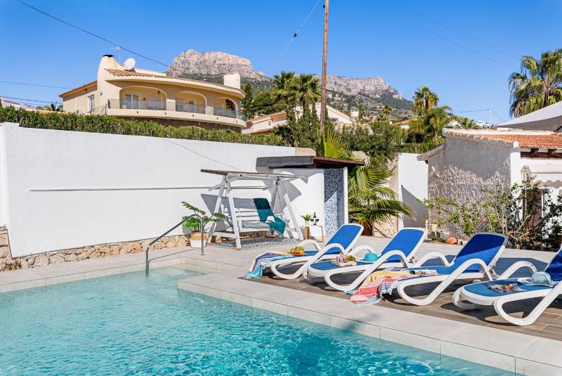 Villa Salada - PlusHolidays - image 27