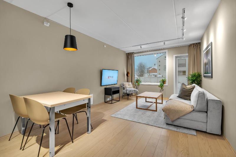 City Home Aurora - image 14