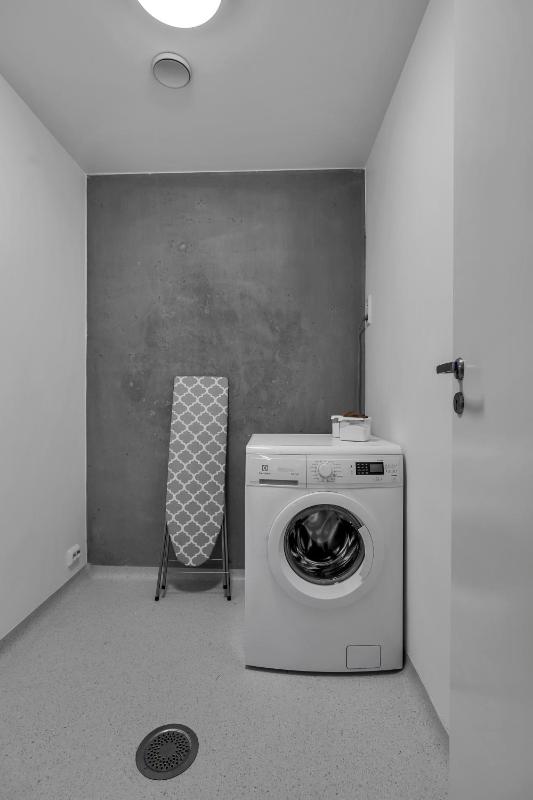 City Home Aurora - image 25