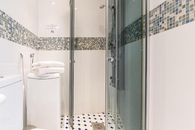 Yoga Residence Apartments - image 5