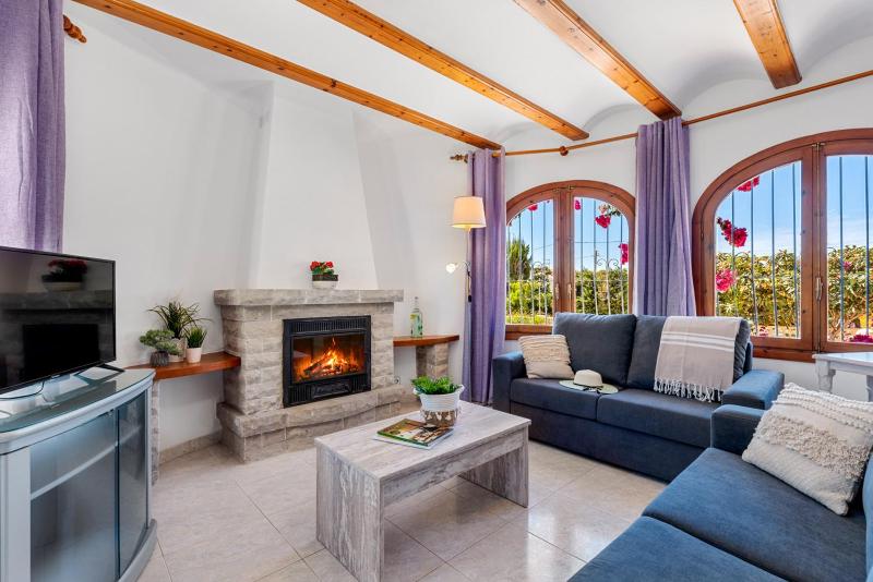 Villa Agudin - PlusHolidays - image 12