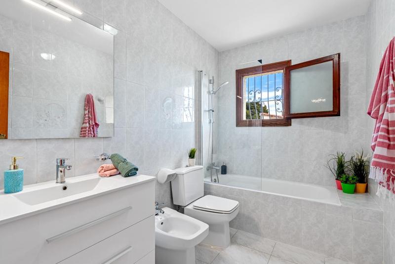 Villa Agudin - PlusHolidays - image 10