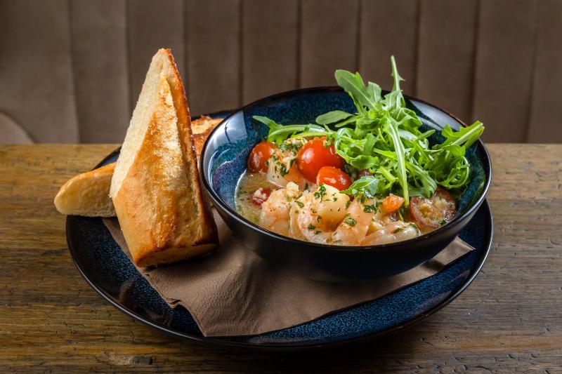 Deluxe Double Room image 3