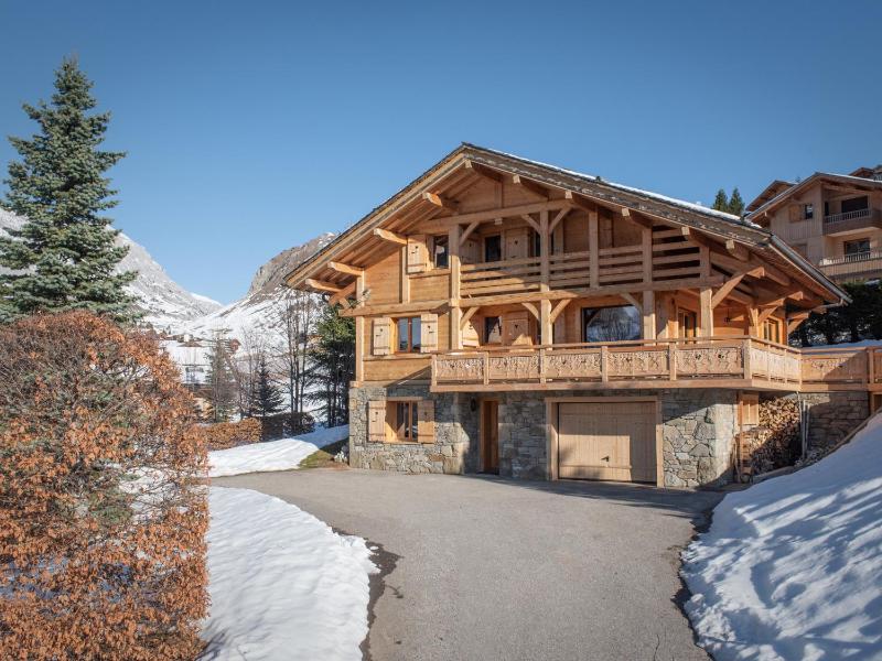 Chalet (11 Adults) image 3