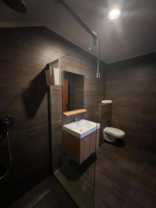 Deluxe Double or Twin Room image 3