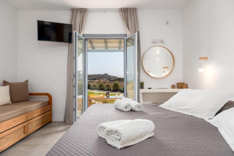 Anemones Studios & Suites - Onar Hotels Collection - image 4