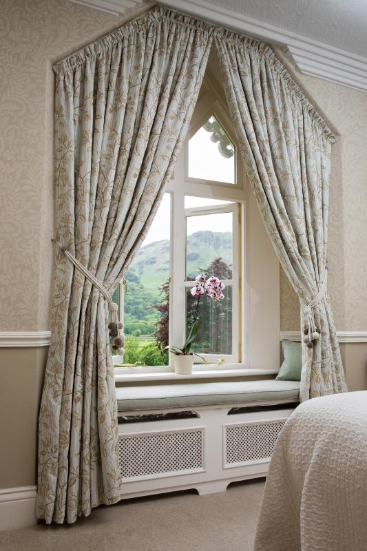 Standard Double Room with Mountain View image 1