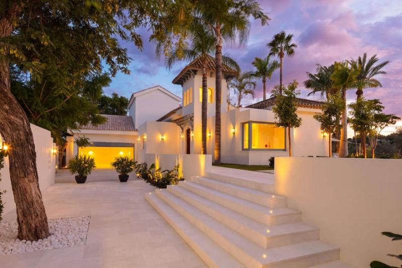 Villa Paris 7 bedroom Villa in Marbella - image 36