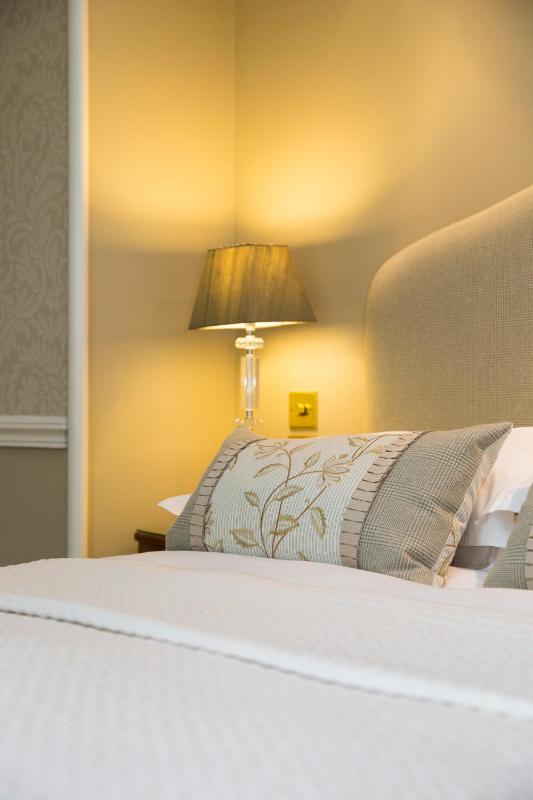 Standard Double Room with Mountain View image 4