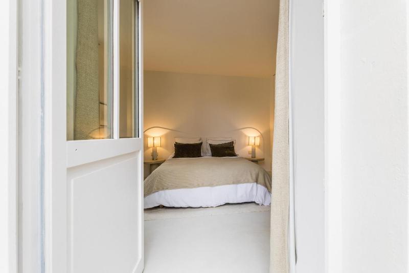 aÏA KEYWEEK Quiet town house - image 8