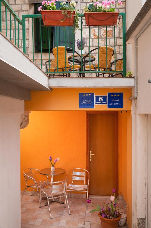 Apartments Mande and Kate - image 9