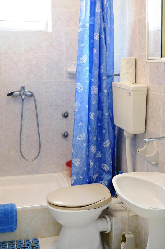 Double Room with Private External Bathroom image 3