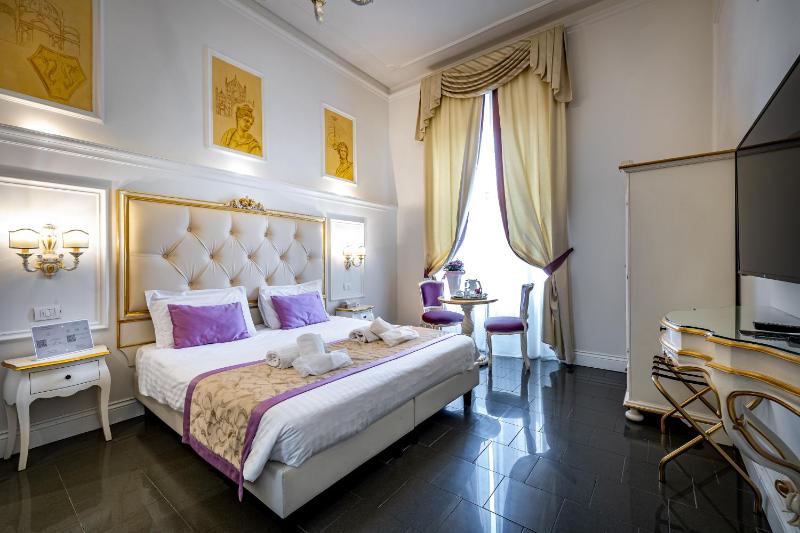 Superior Double or Twin Room with City View image 1