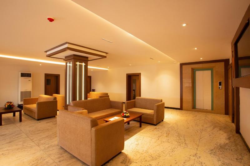 Hotel Keerthi - image 7