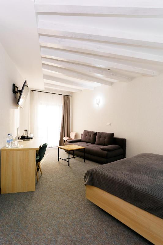 Superior Suite image 1
