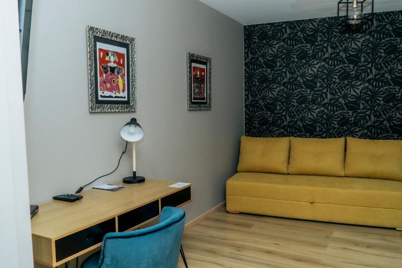 Deluxe Double Room image 2