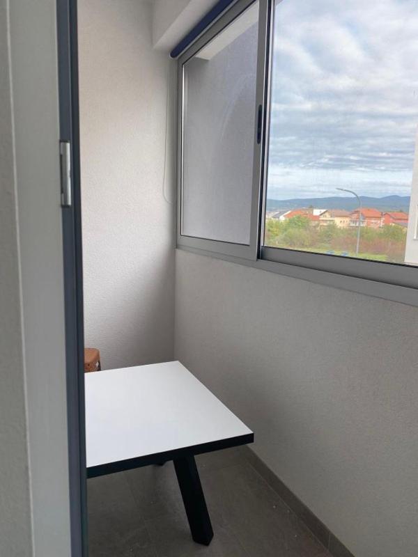 Azra Apartment - image 8