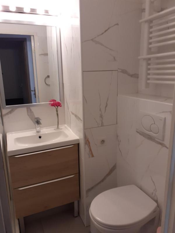 Apartment with Sea View image 3